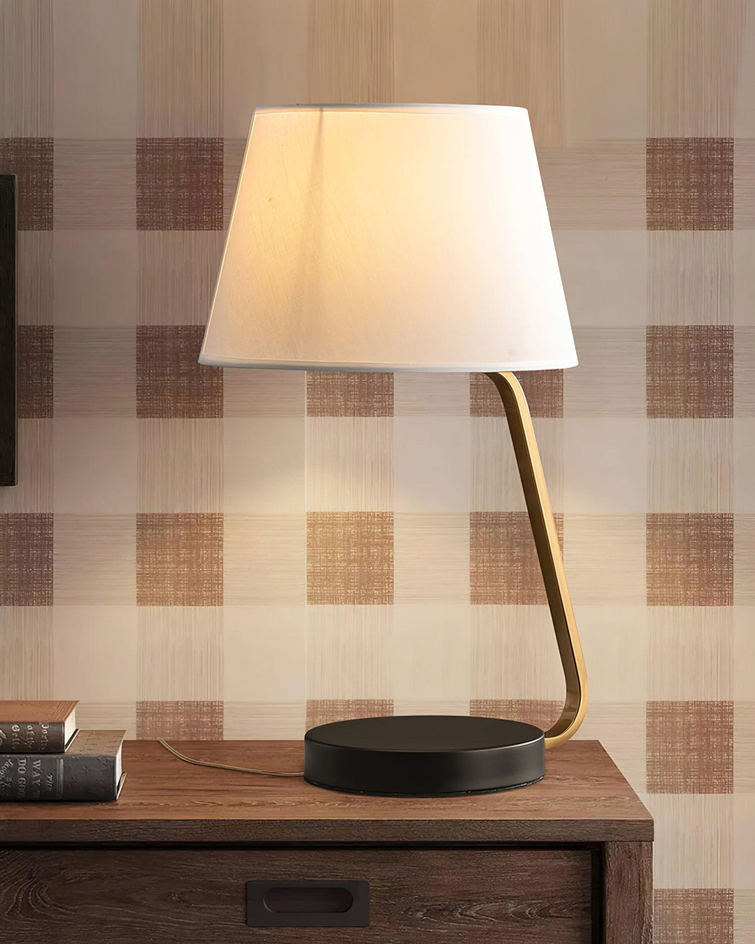 Noir Arc Table Lamp 10.6' | Kalsten