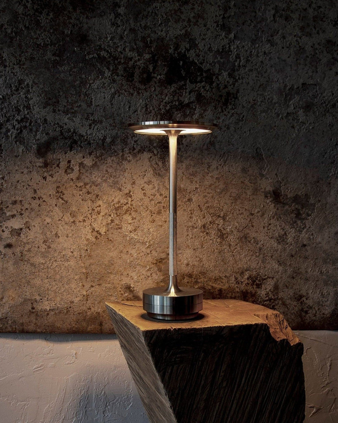NordicaLight Luxe Wireless Table Lamp for Elegant Lighting | Kalsten