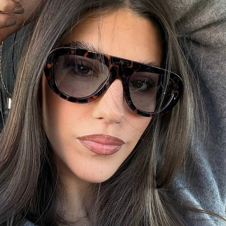 Women's fashionable oversized sunglasses with protective UV filter Kalsten