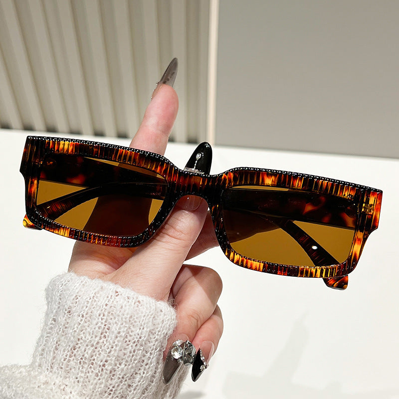 Ladies stylish sunglasses with textured frame Kalsten