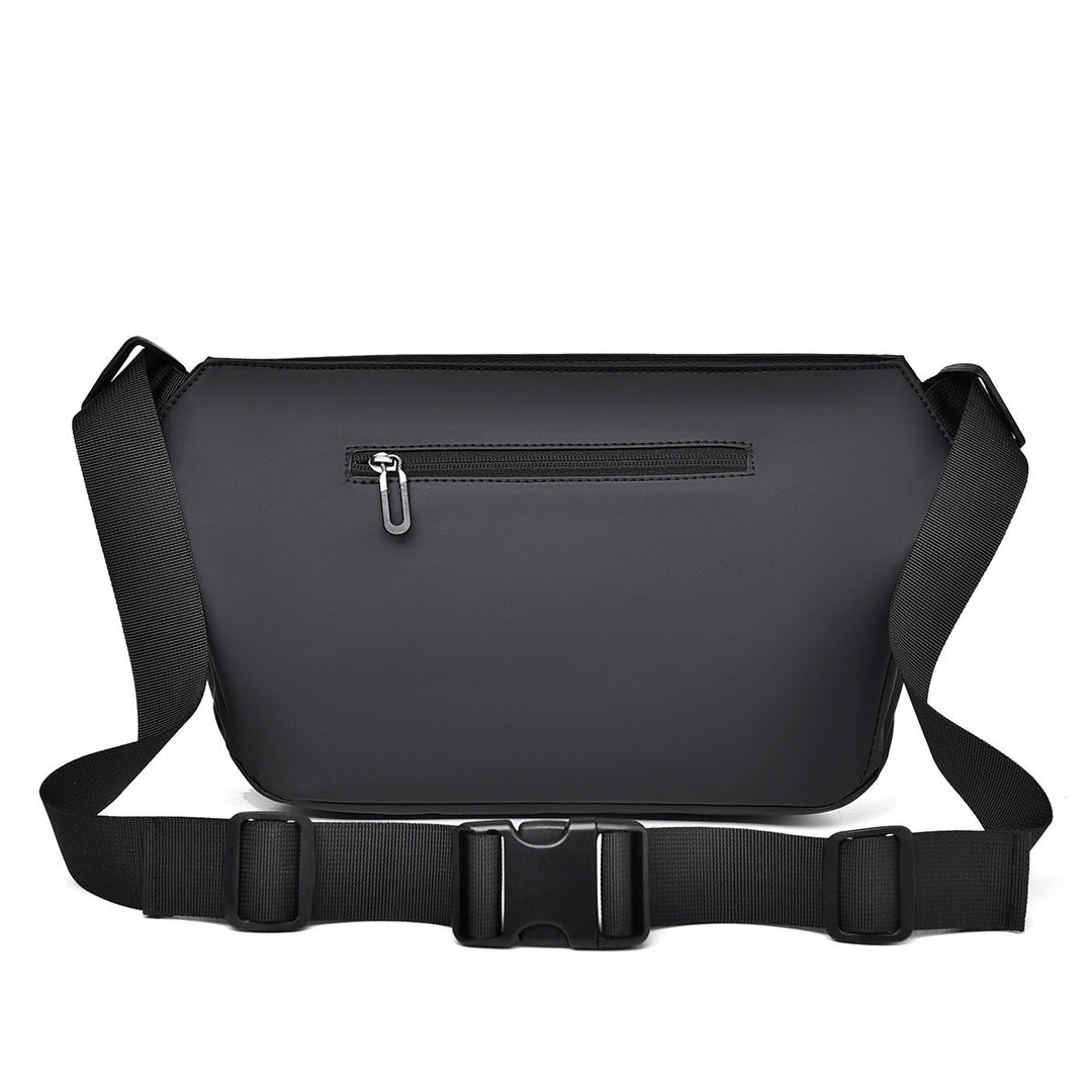 Practical shoulder bag made of waterproof material with an adjustable carrying strap Kalsten