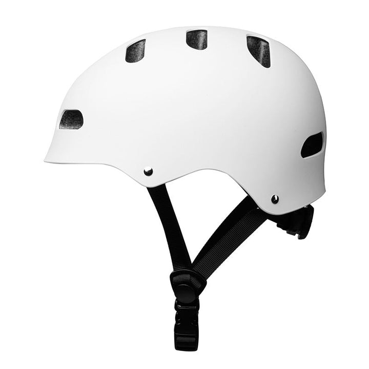 Skate helmet with outstanding comfort and safety Kalsten