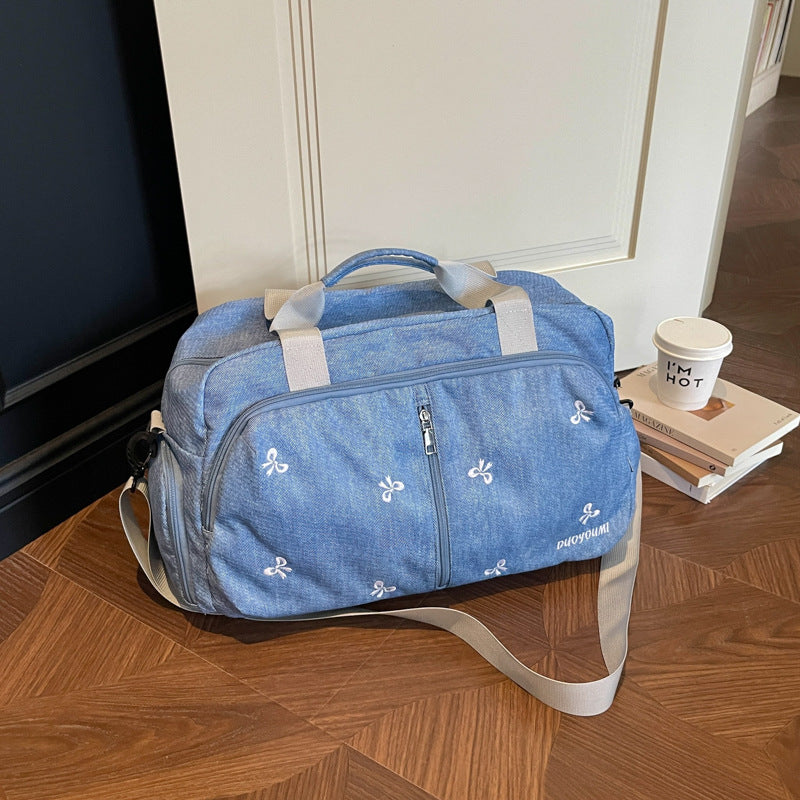 Women's spacious sport and travel bag with elegant details Kalsten