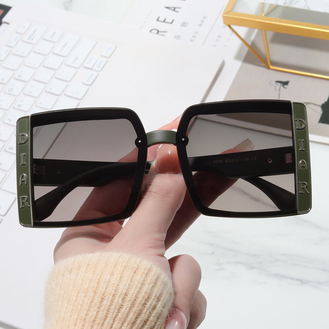 Women's sunglasses in modern square design Kalsten