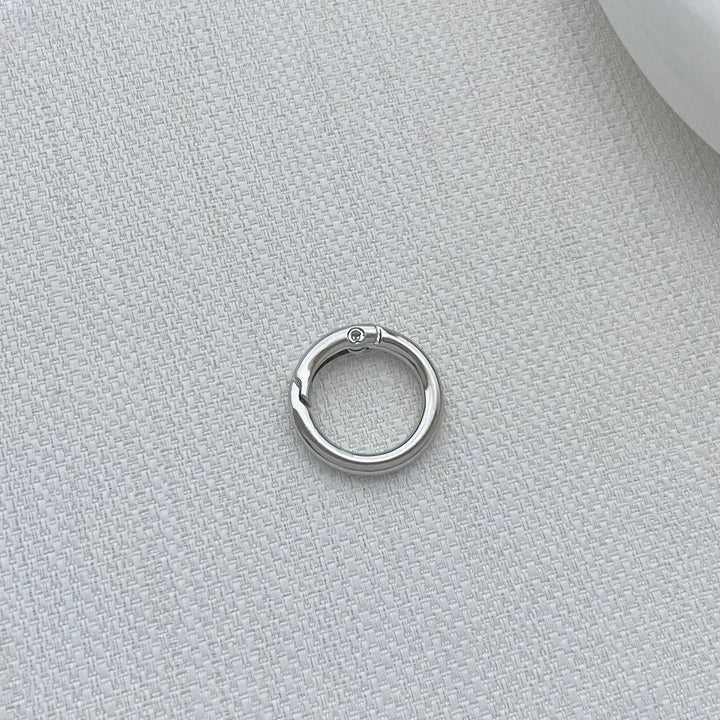 Versatile Circular Keyring Kalsten