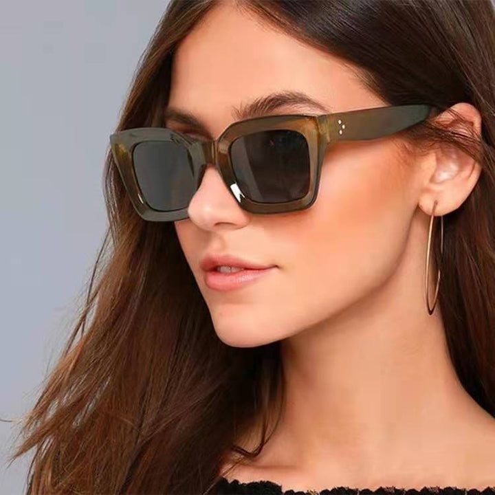 Women's oversized sunglasses with distinctive design Kalsten