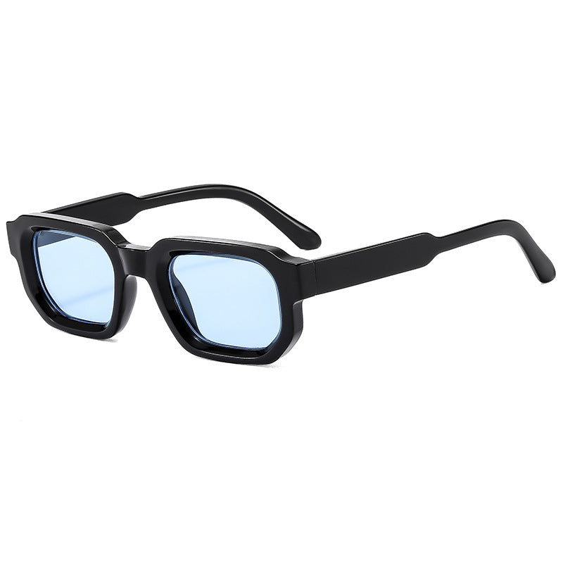 Women's sunglasses in a modern design with high-quality frame Kalsten