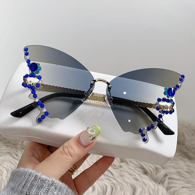 Ladies extravagantly designed sunglasses Kalsten