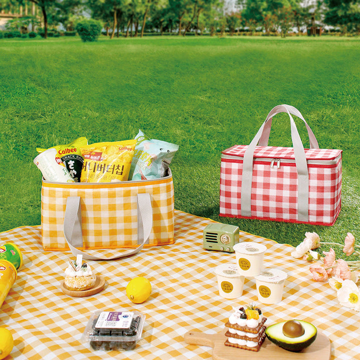 Women cooler bag with insulating interior and practical carrying handle Kalsten
