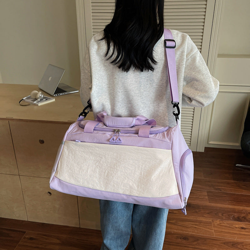 Sporty travel bag with multiple compartments Kalsten