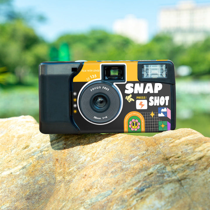 Snap-and-Shoot Disposable Camera Kalsten