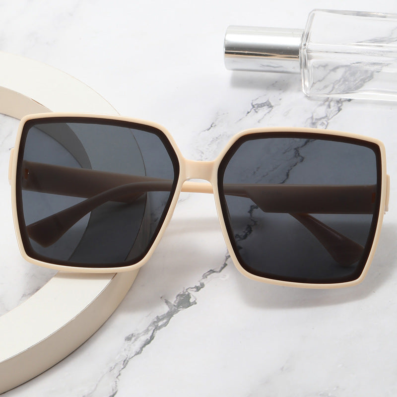 Women Oversized Sunglasses with Stylish Frame Kalsten