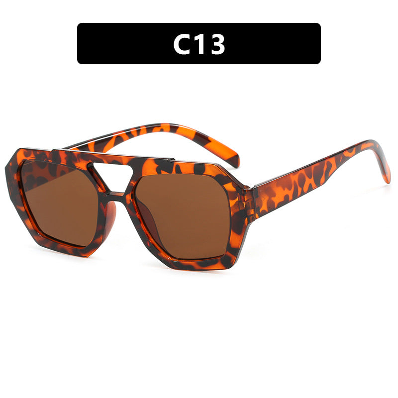 Women's geometric sunglasses made of durable plastic with polarized lenses Kalsten