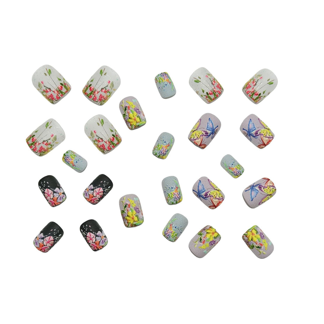 Artificial Nail Set with Floral 3D Designs Kalsten