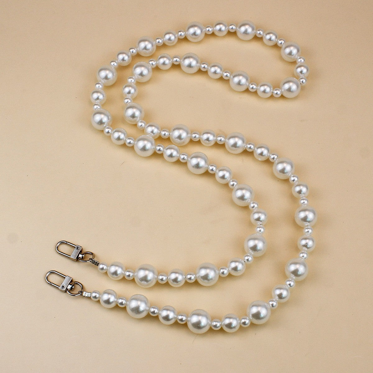 Stylish Pearl and Chain Necklace Acalora