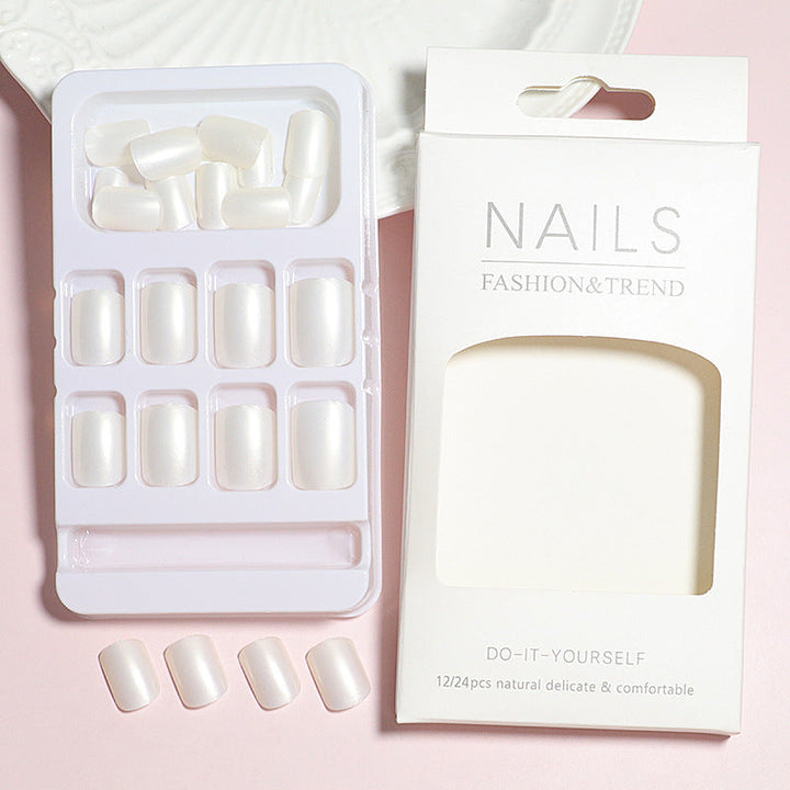Premium DIY Press-On Nail Kit Kalsten