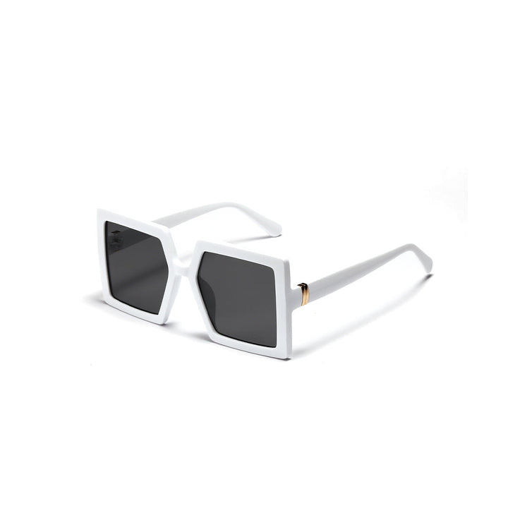 Ladies geometric sunglasses with modern, wide frame Kalsten
