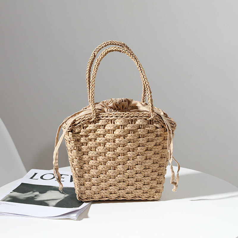 Handmade straw bag with adjustable inner lining Kalsten