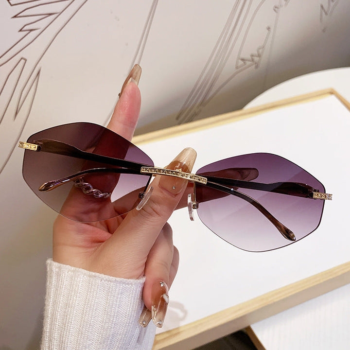 Women's extravagant sunglasses with sparkling accents Kalsten