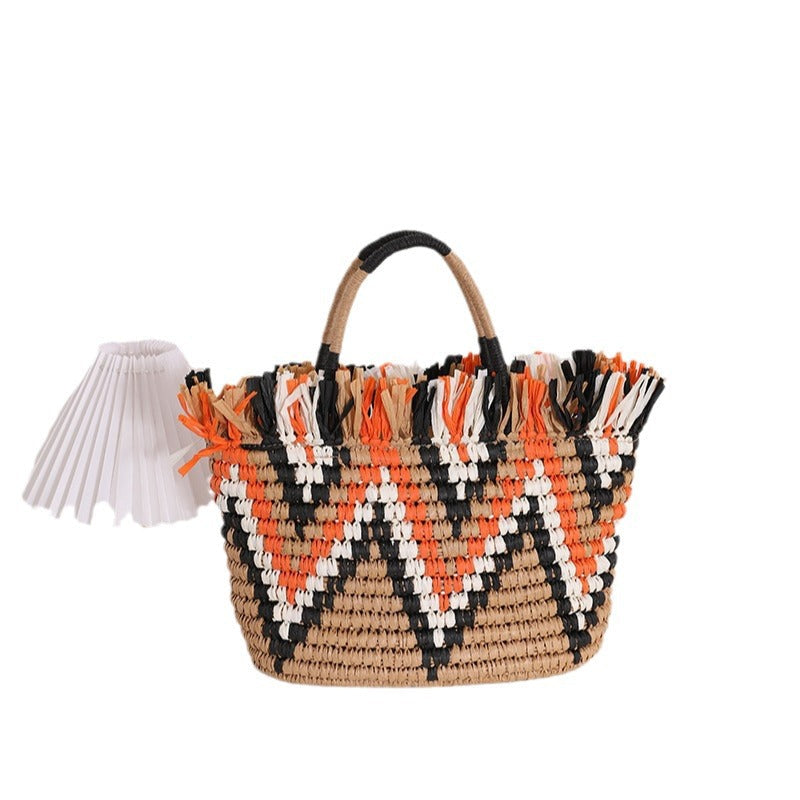 Stylish straw bag with eye-catching pattern Kalsten