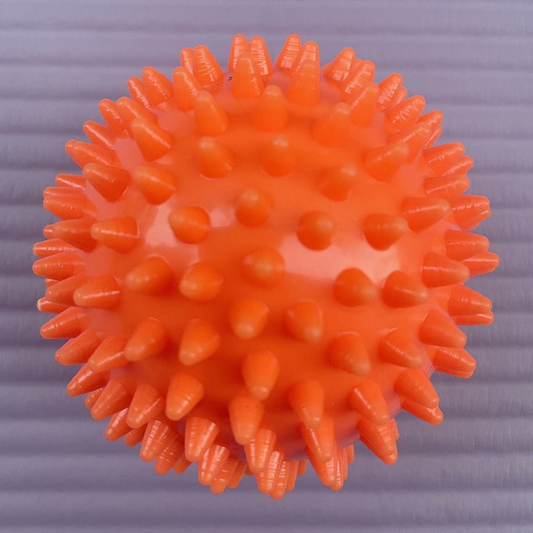 Massage ball with knobs Kalsten