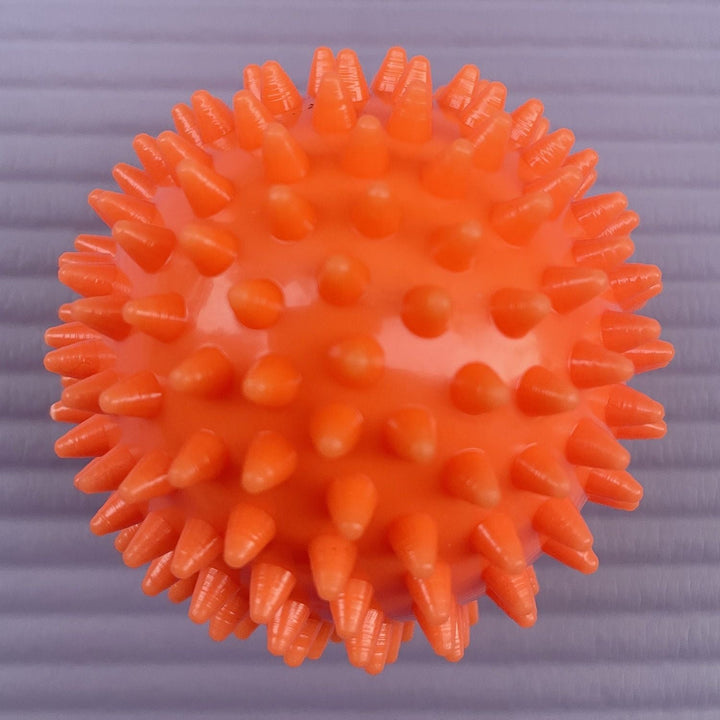 Massage ball with knobs Kalsten