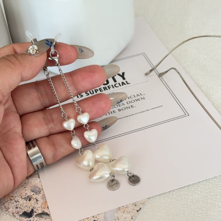 Heart-Shaped Pearl Accented Eyewear Chain Kalsten