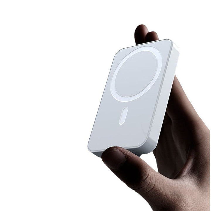 Portable power bank with wireless fast charging function and innovative design Kalsten
