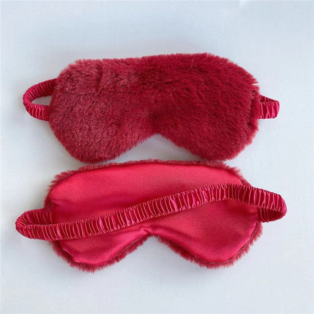 Women's soft plush sleep mask with ergonomic padding and elastic comfort band Kalsten
