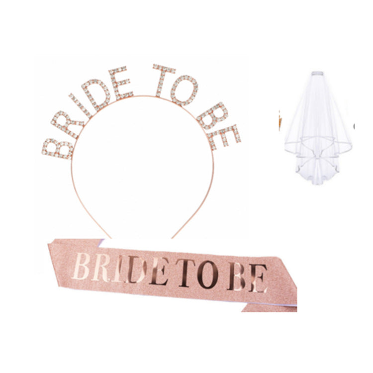 Women's bridal accessories set with shimmering veil and personalized sash Kalsten