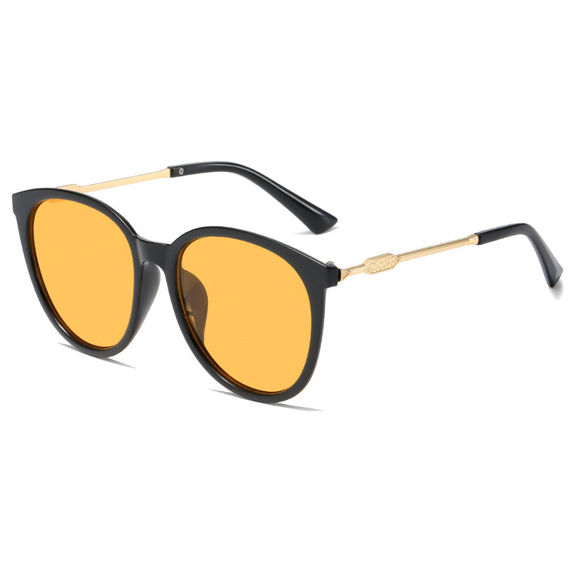 Women's Fashion Cat-Eye Sunglasses with Mirrored Lenses Kalsten