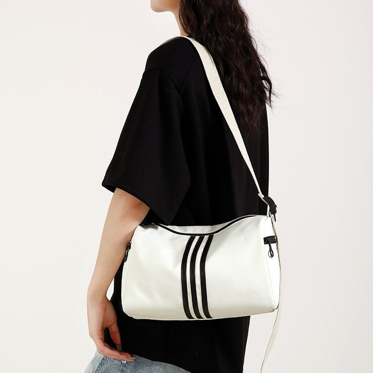 Sporty Shoulder Bag Kalsten