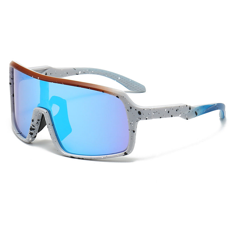 Ladies fashionable sunglasses in a futuristic design with large lenses Kalsten