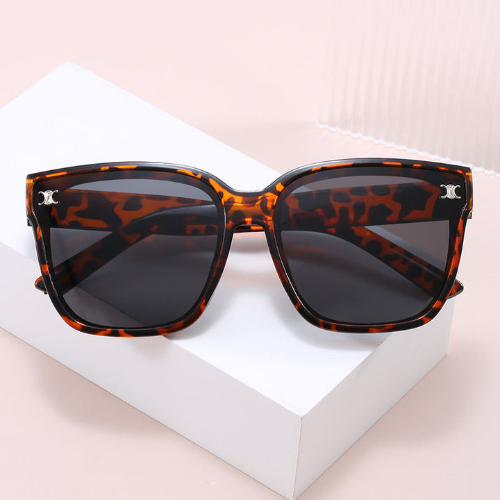Women's Fashionable oversized sunglasses with diamond-shaped lenses Kalsten