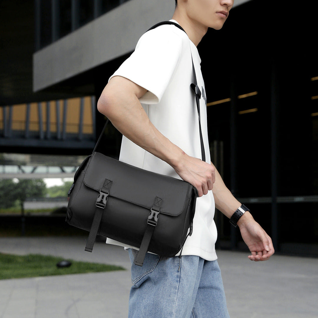 Versatile Messenger Bag Kalsten