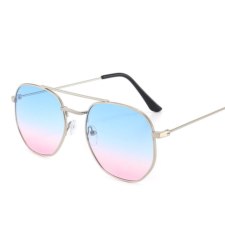 Ladies sunglasses with oval frame and protective gradient lens Kalsten