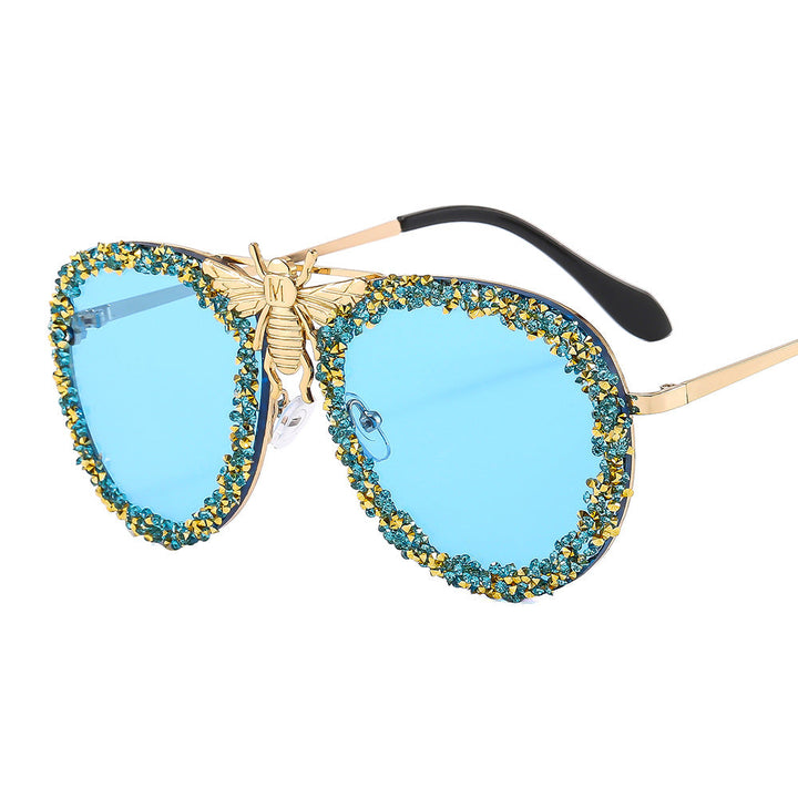 Women Glamorous Oversized Sunglasses with Unique Decorative Frame Kalsten