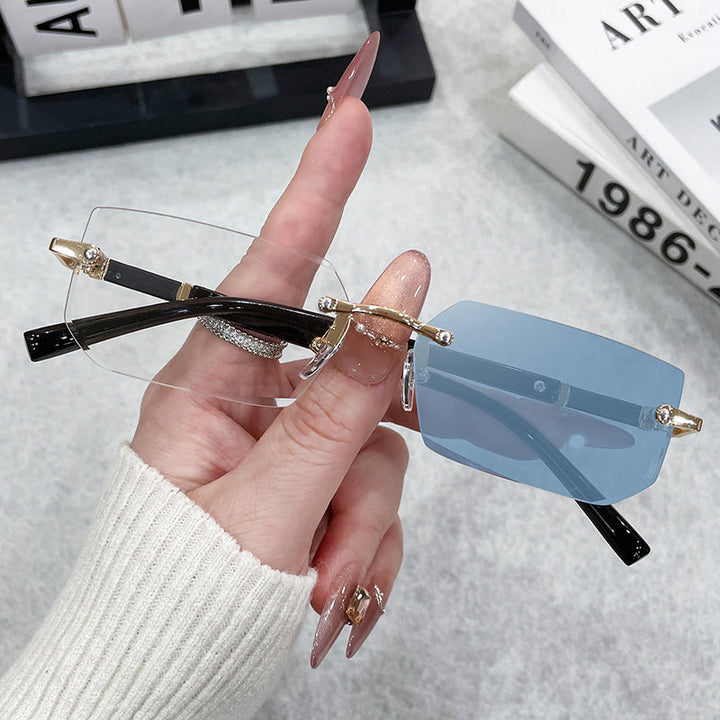 Ladies elegant and fashionable sunglasses with transparent frame Kalsten