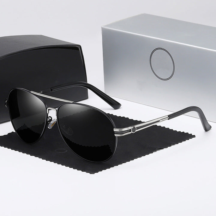 Women's elegant sunglasses with slim frame and UV protection Kalsten