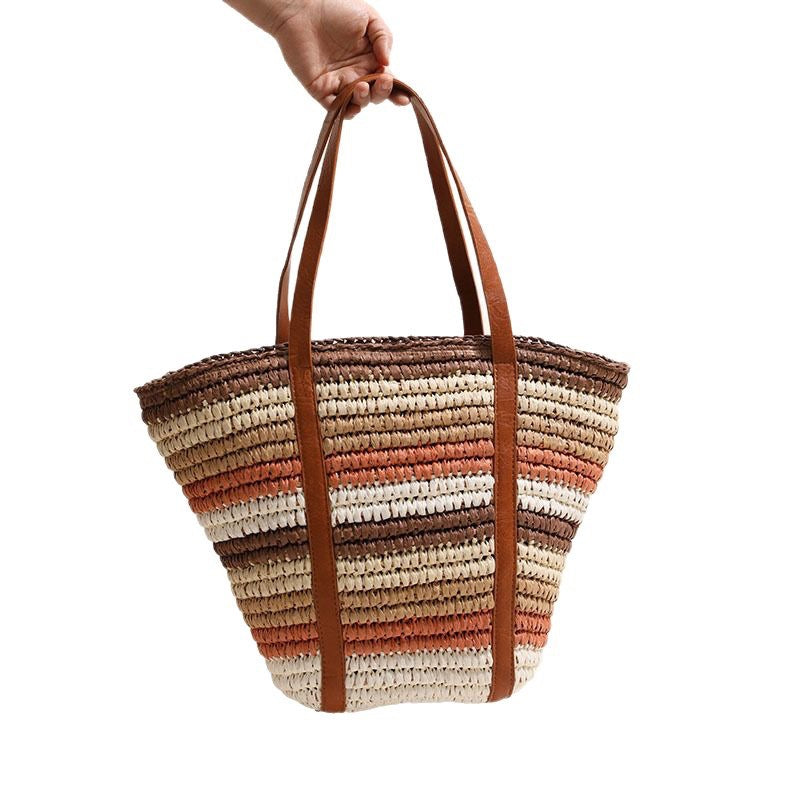 Braided straw tote bag with sturdy leather handles Kalsten