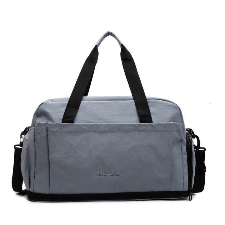 Sporty Travel Bag with Durable and Water-Repellent Material Kalsten