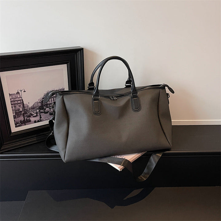 Travel bag with multifunctional compartments and elegant design Kalsten
