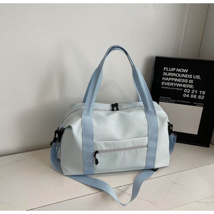 Sleek Multi-Compartment Travel Duffle