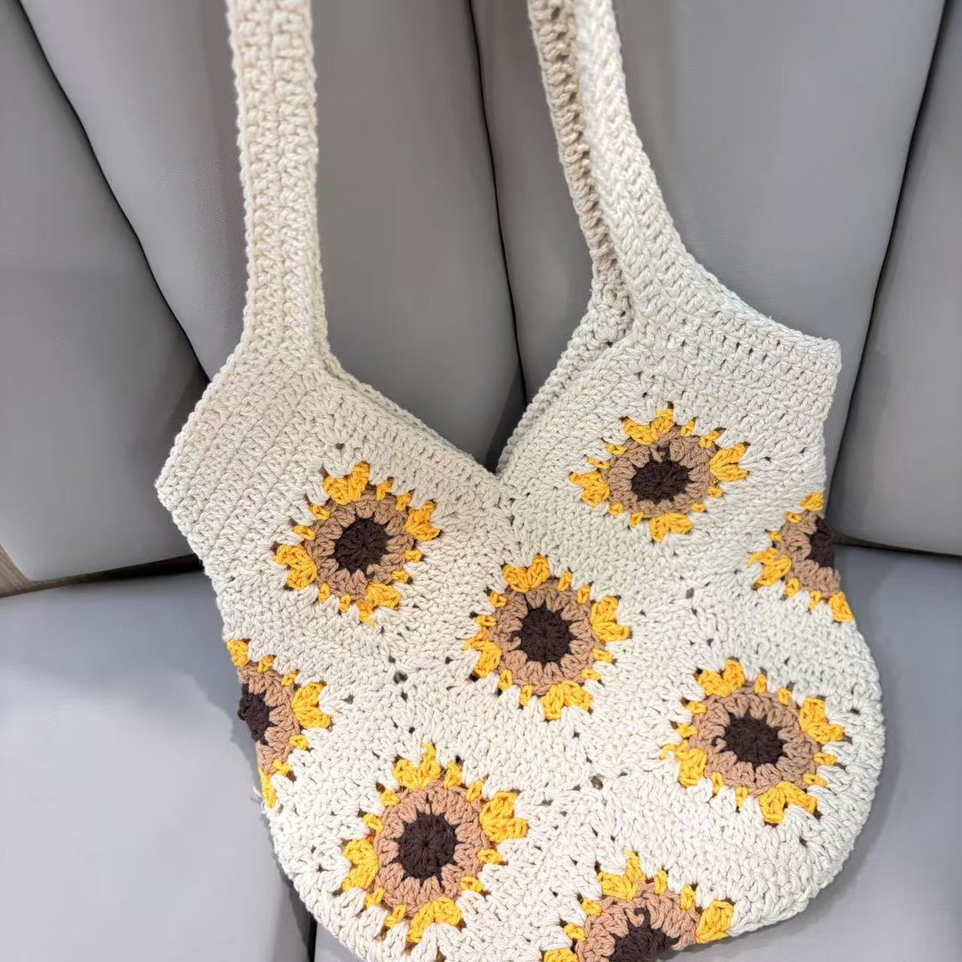 Hand-knotted shoulder bag with sunflower motif Kalsten