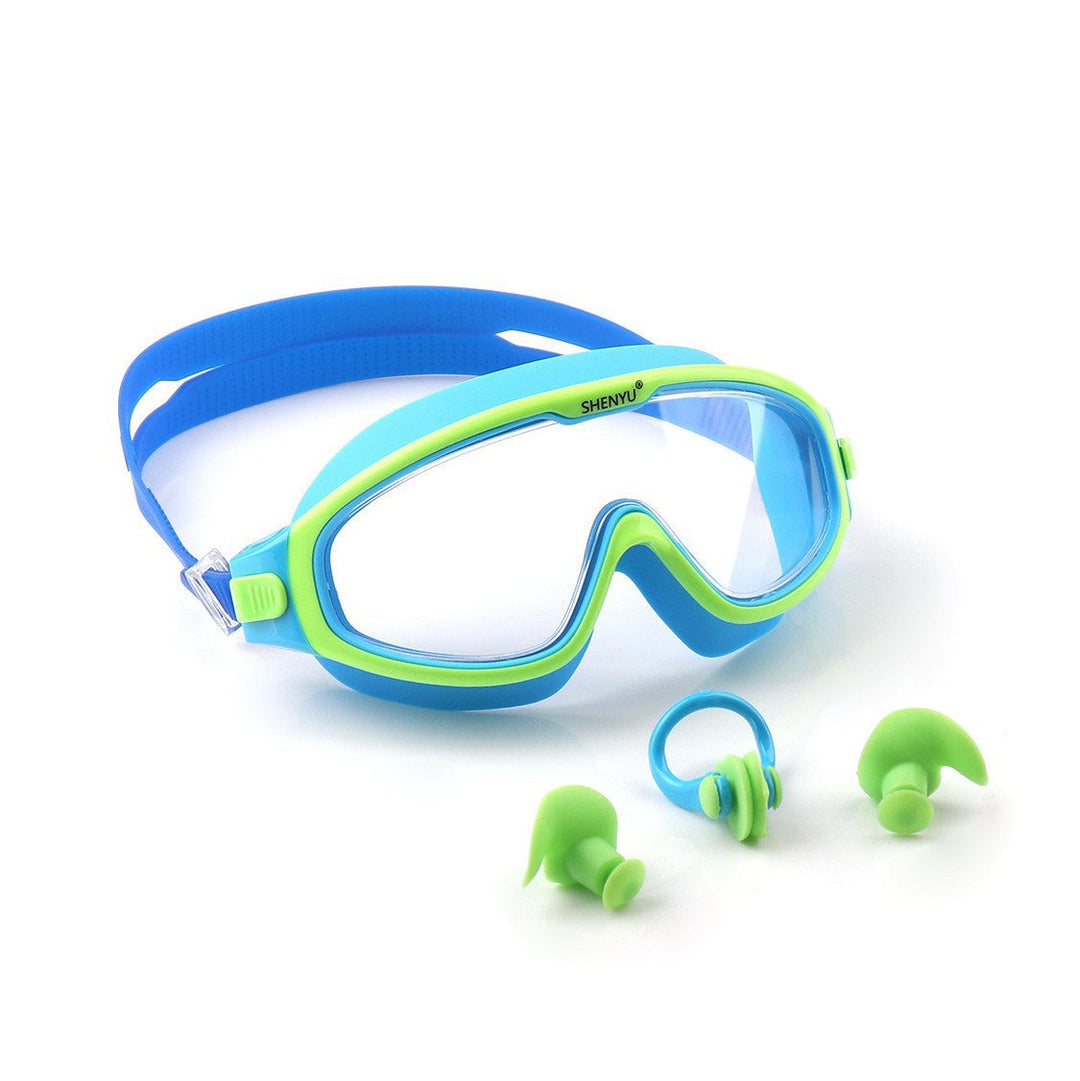 Snorkel mask with comprehensive field of view and comfortable silicone details Kalsten