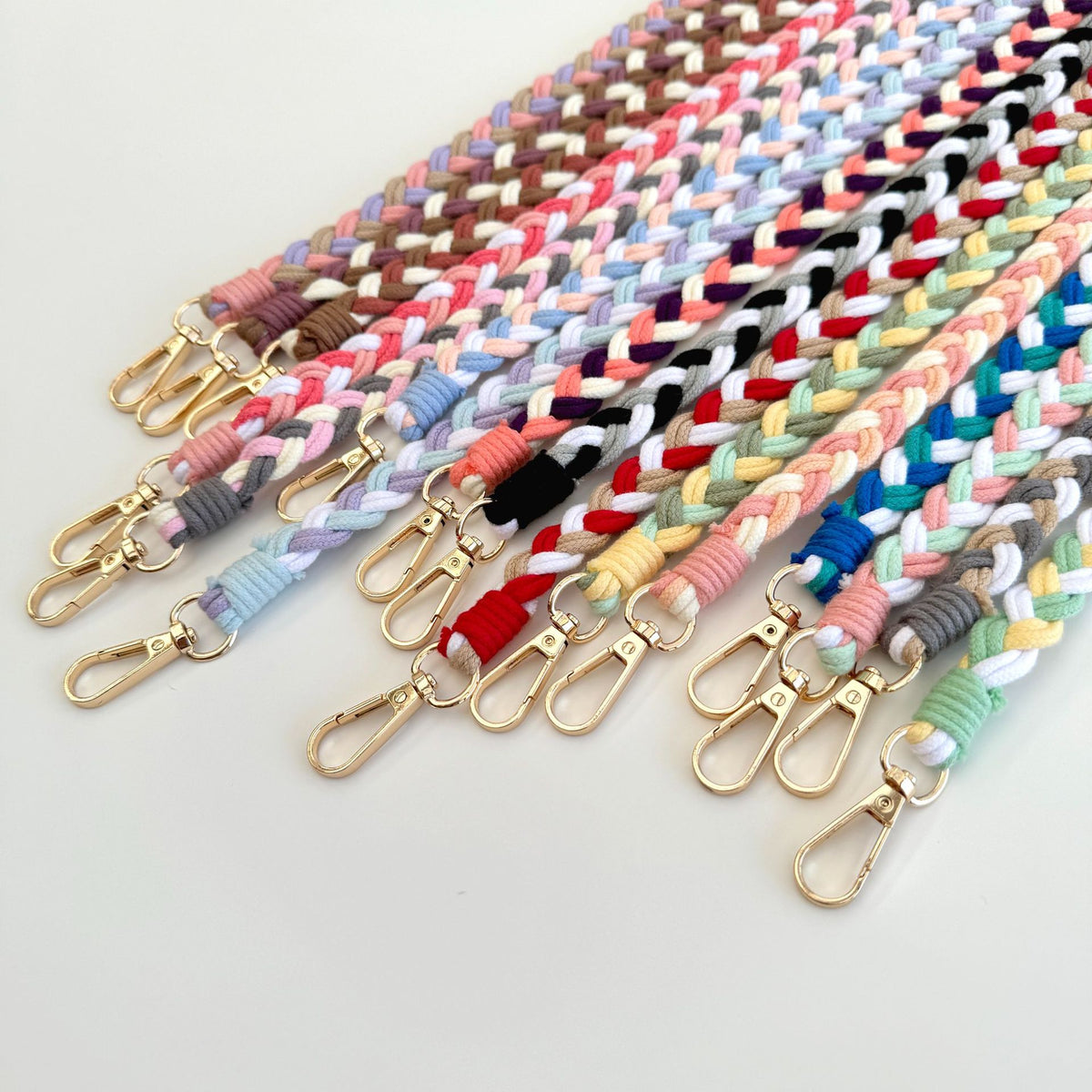 Handcrafted Braided Dog Leash Acalora