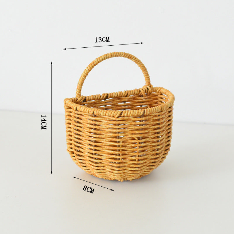 Handwoven willow basket with animal motif Acalora