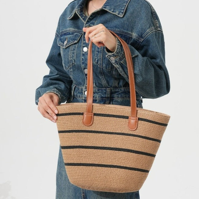 Stylish beach bag with decorative striped pattern Kalsten
