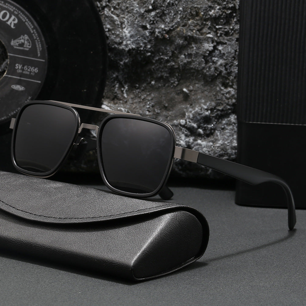 Ladies' fashionable sunglasses with square frame and innovative lenses Kalsten
