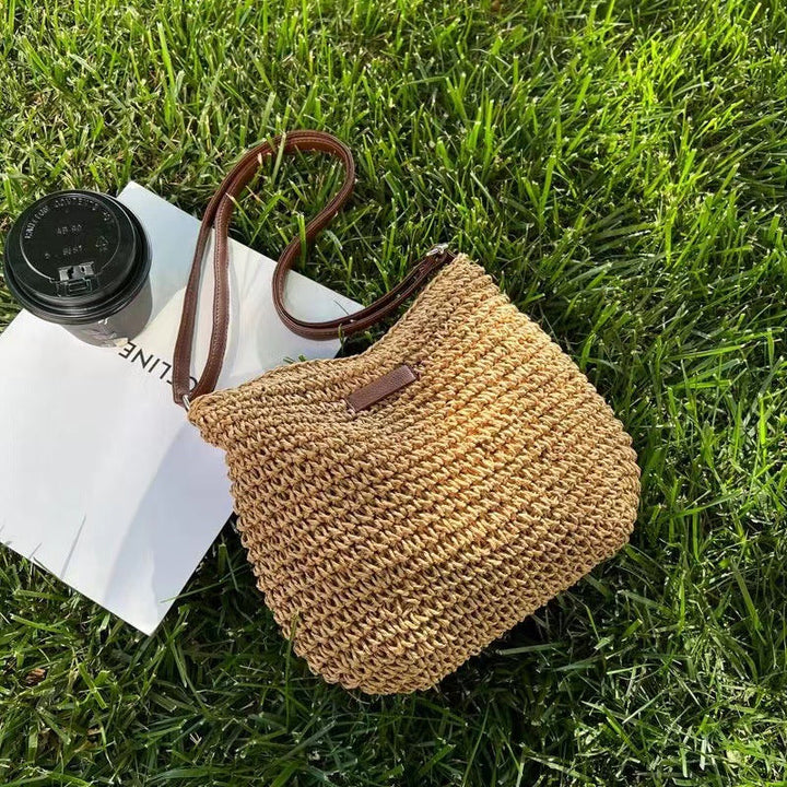 Hand-knotted shoulder bag with leather accents Kalsten